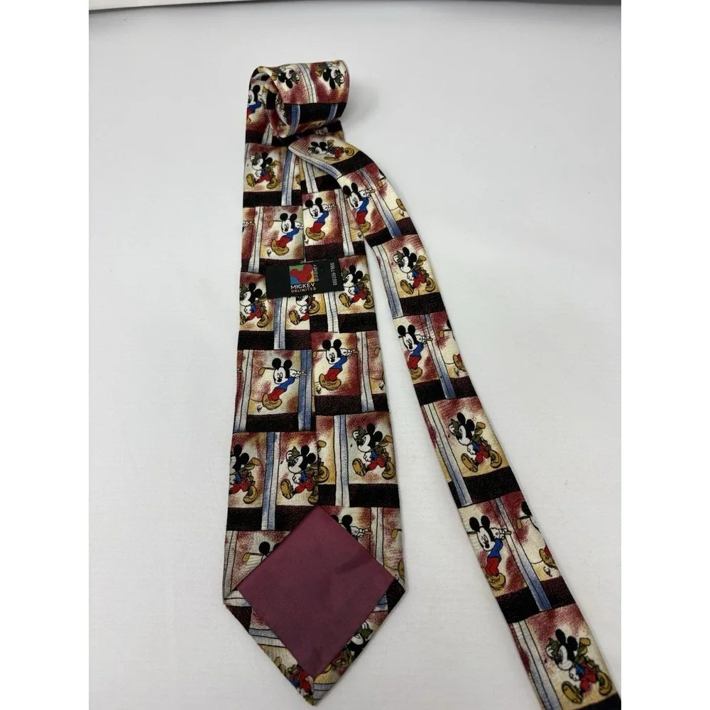 Vintage Disney Unlimited Mickey Mouse Phtostrip Golf Necktie Tie Club Swing 1990